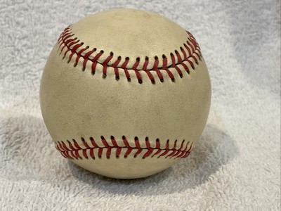 VINTAGE 1950's/1960's Wilson Official League A1020 Baseball, VERY