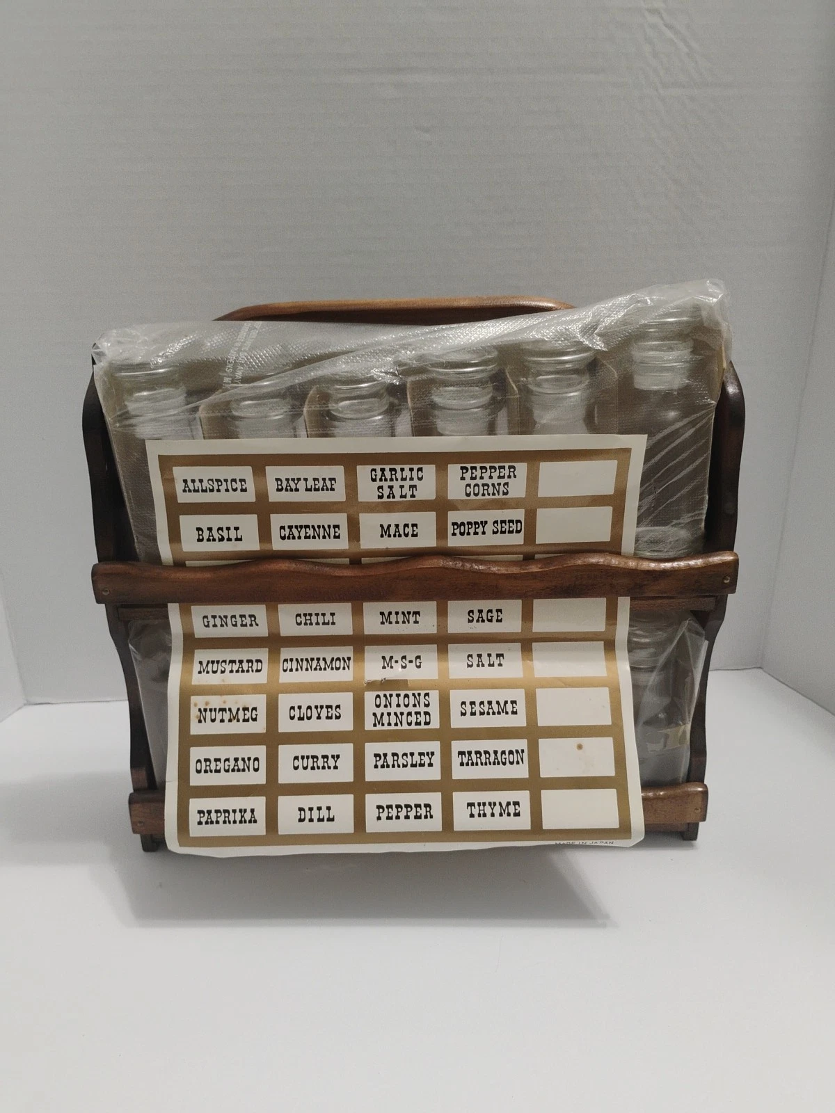 Vtg MCM Wood Spice Rack w/ 12 Glass Jars Apothecary Jars & 16 Labels Wall Hang