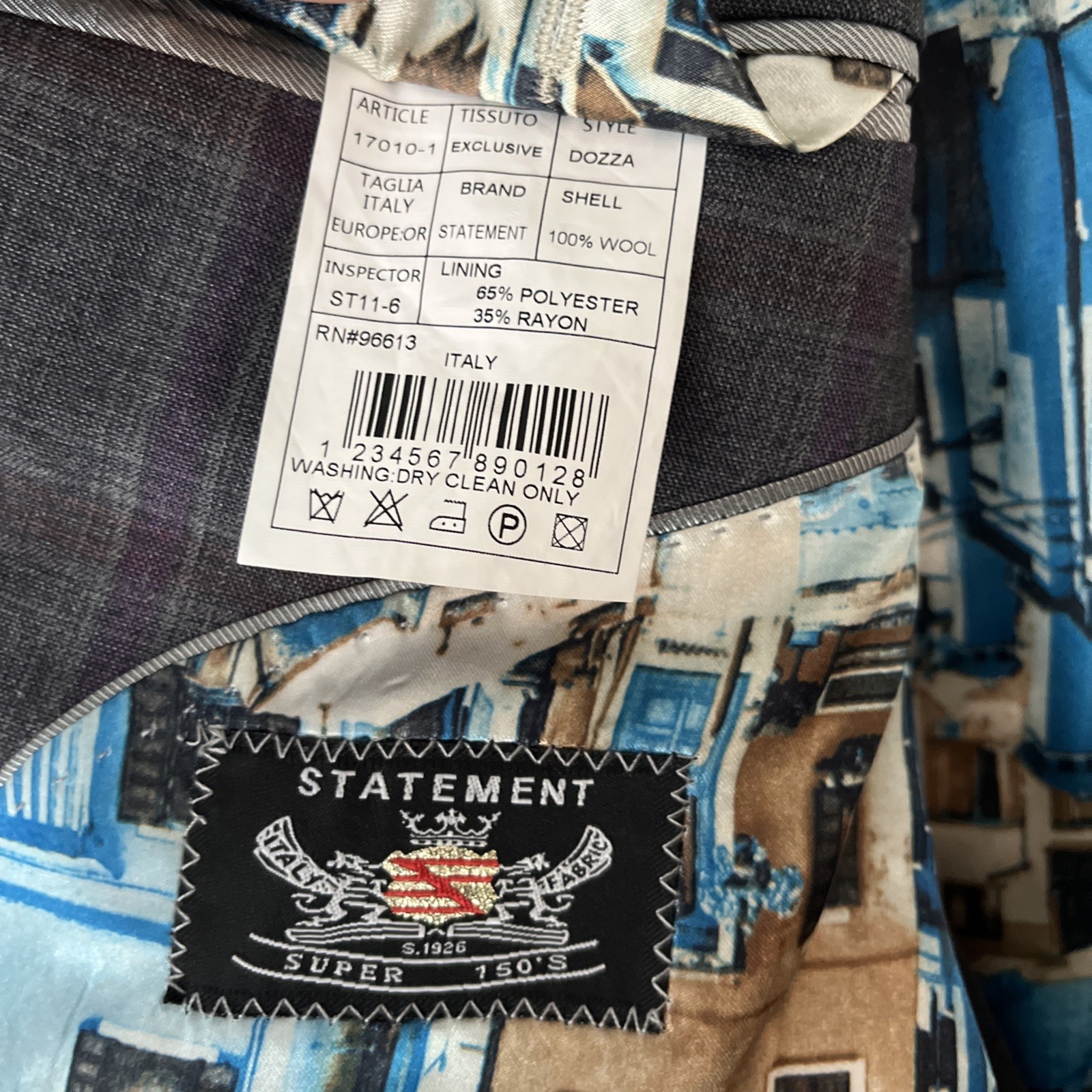 Exclusive Statement Suit Jacket Made In Italy 100… - image 8