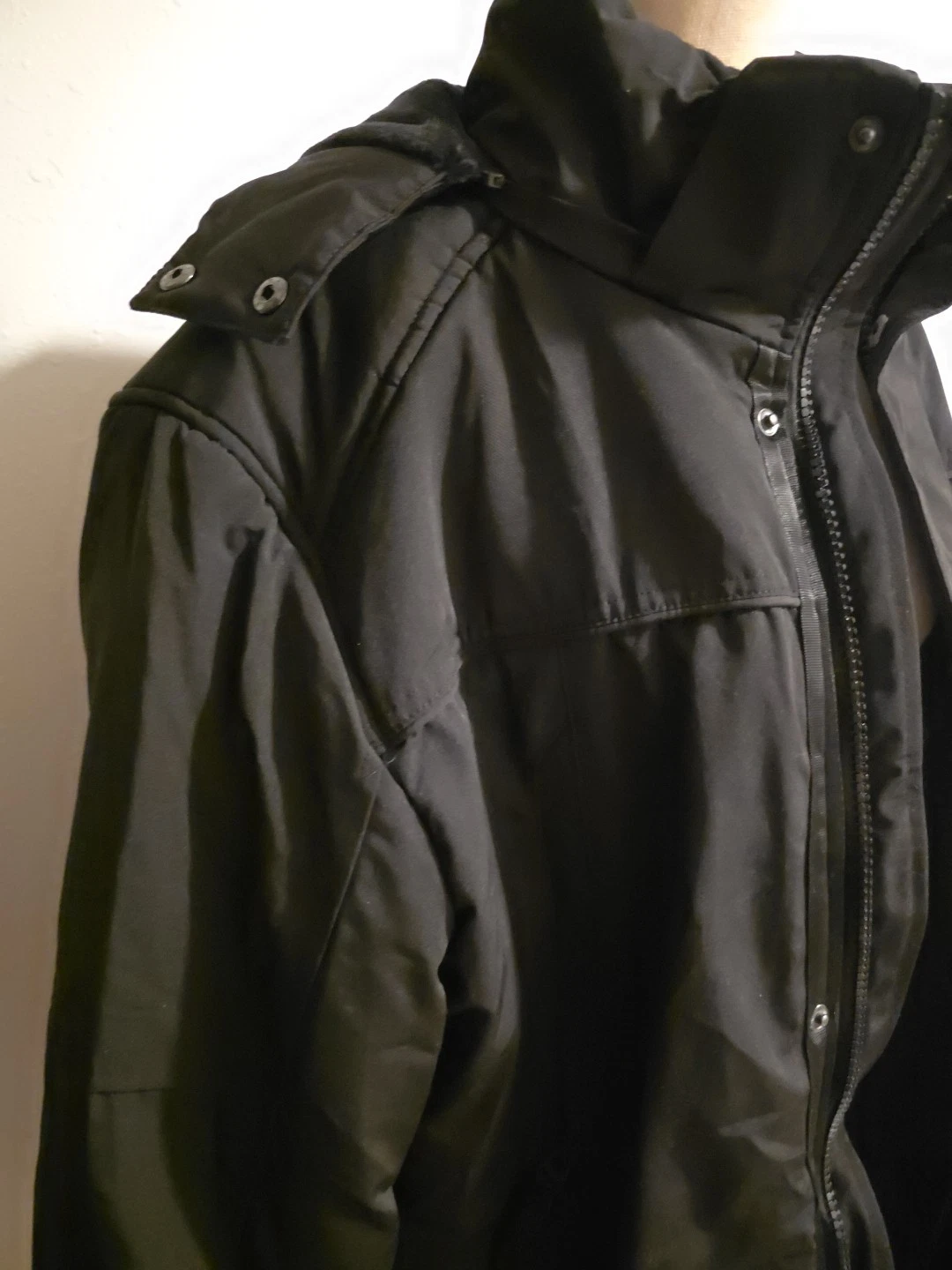 Men's Heated Hooded Jacket Gear Wrench with battery, detachable hood