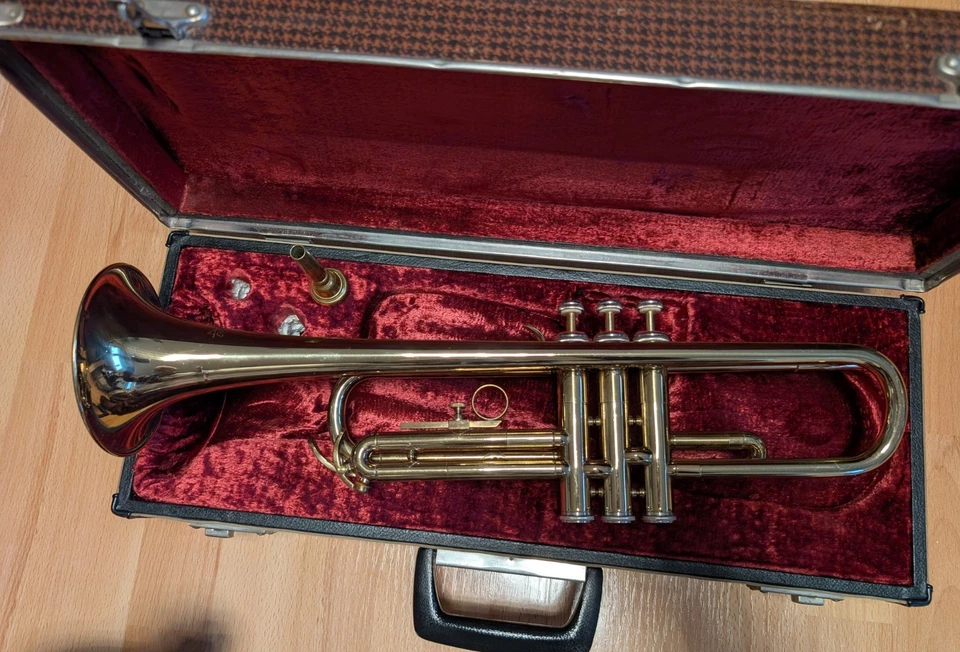 Trompete Weltklang R446 Mit Koffer Sn: 98399 - Bild 4 von 4