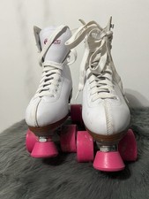 CHICAGO SKATES LADIES SIZE 8 WORN ONCE PREMIUM WHITE QUAD SKATES 8601K G