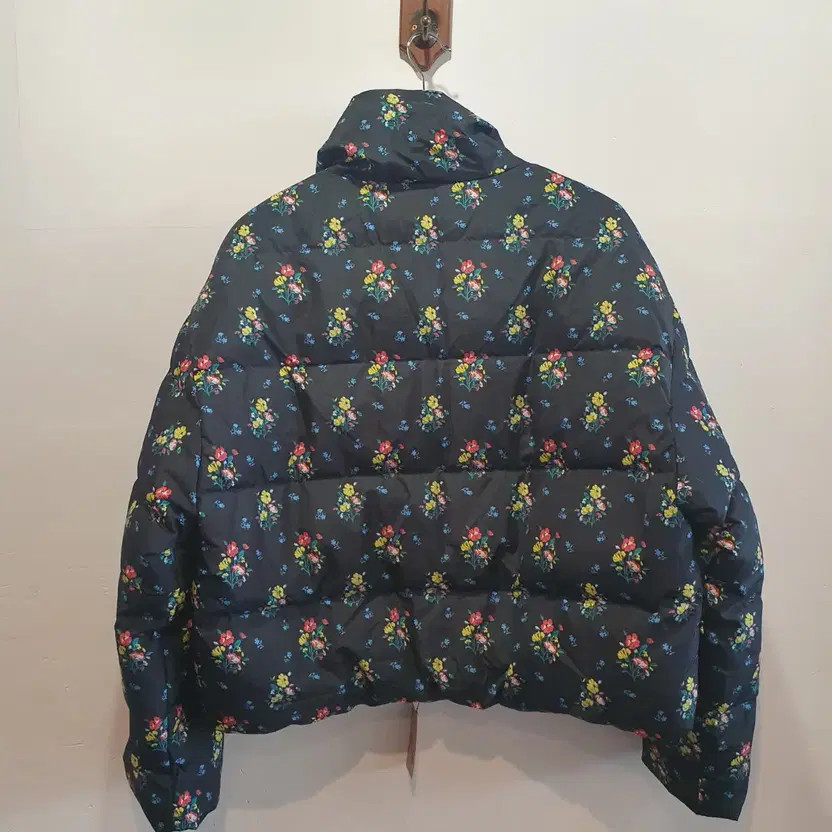 Vintage Flower Pattern Down Padding Jacket for Wo… - image 4