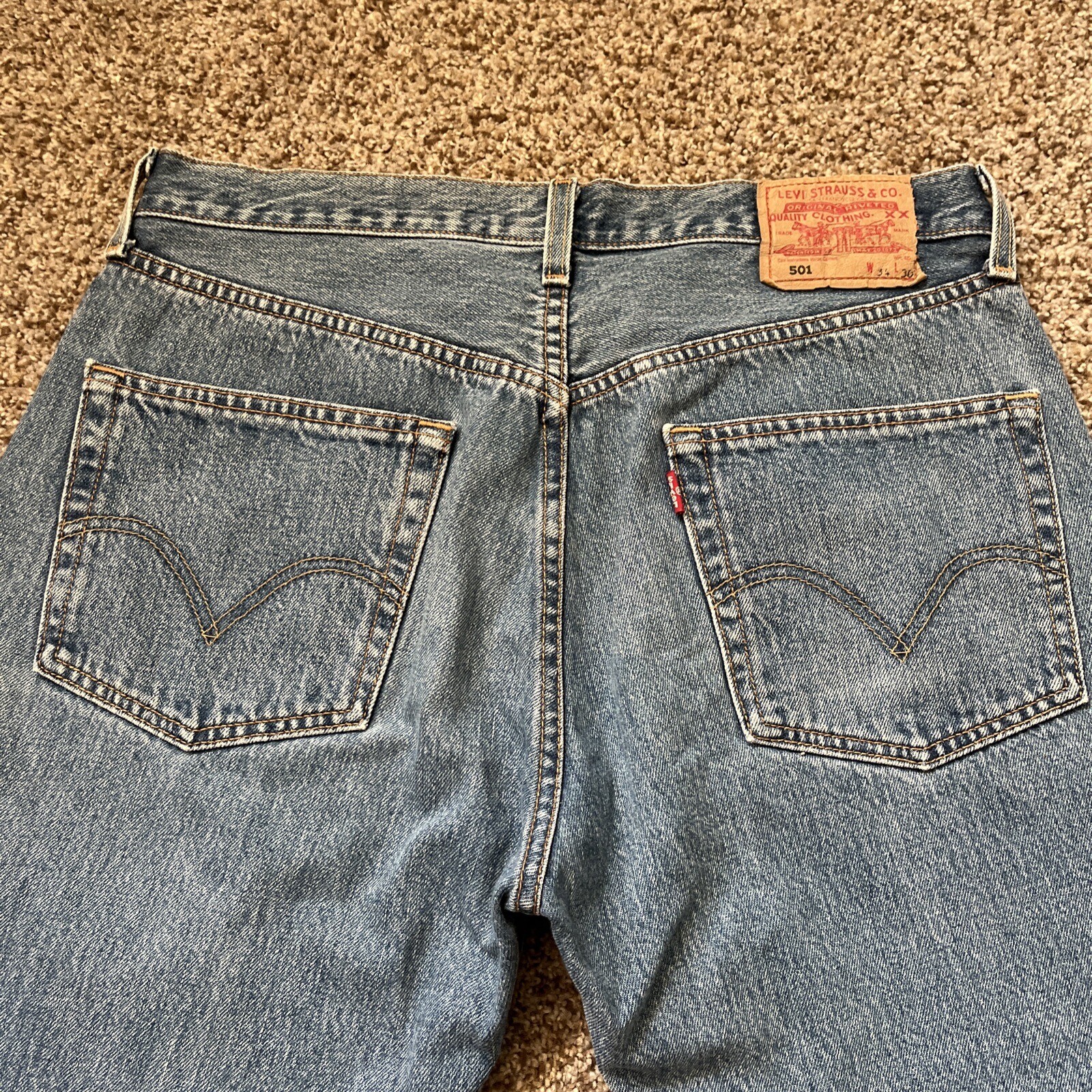 Vintage Levis 501xx Men's Button Fly Blue Denim Jeans 34x30 Actual 33x30 - View 13