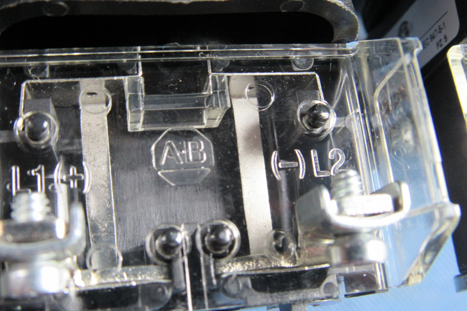 New Hoffman E-3PBSS Stainless 3 Position Push Button Enclosure Door Unlock Lock