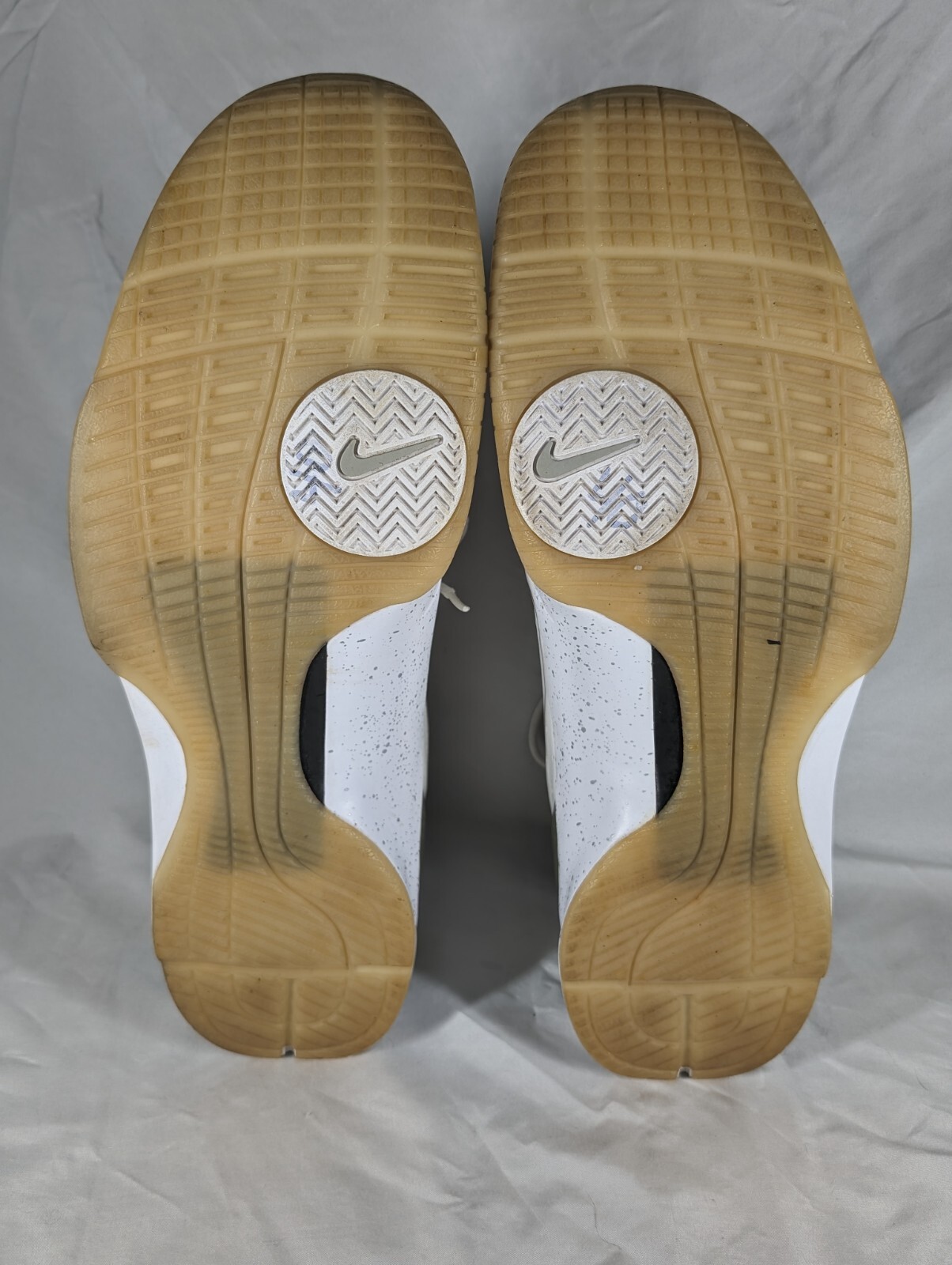 Size 17 - Nike Hyperdunk Low Silver - image 6