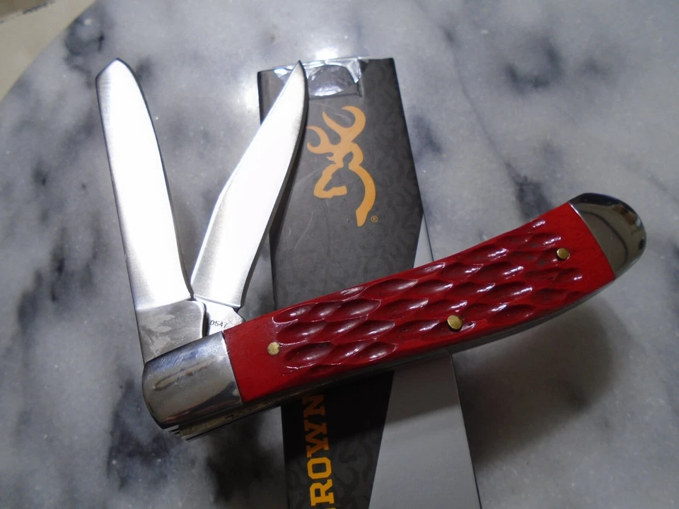 Pasta de faca de bolso Browning Red Jig Bone 2 lâminas caçador BR0547B 4" fechada nova - Imagem 4 de 4
