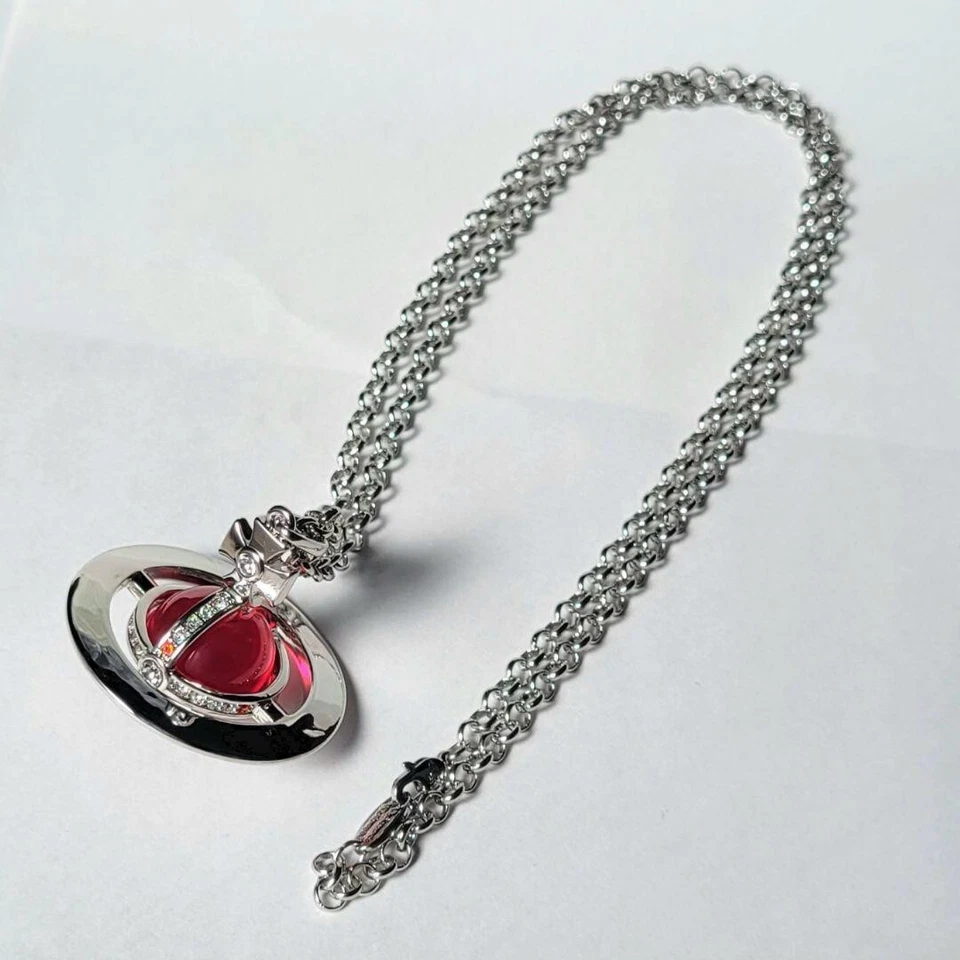 Collar Vivienne Westwood Pequeño Orbe Rojo Como Nuevo Foto 4 de 4