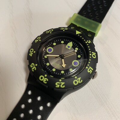 Swatch Watch Scuba 200 Black Wave SDB102 1992