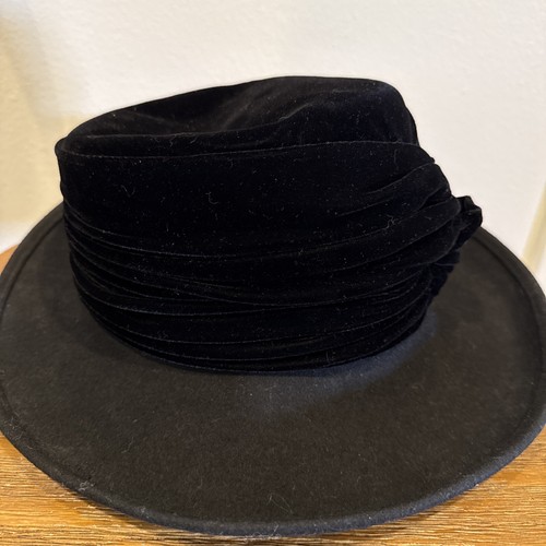 Cappello donna Eric Javits nero lana bordo velluto taglia unica - Foto 2 di 9