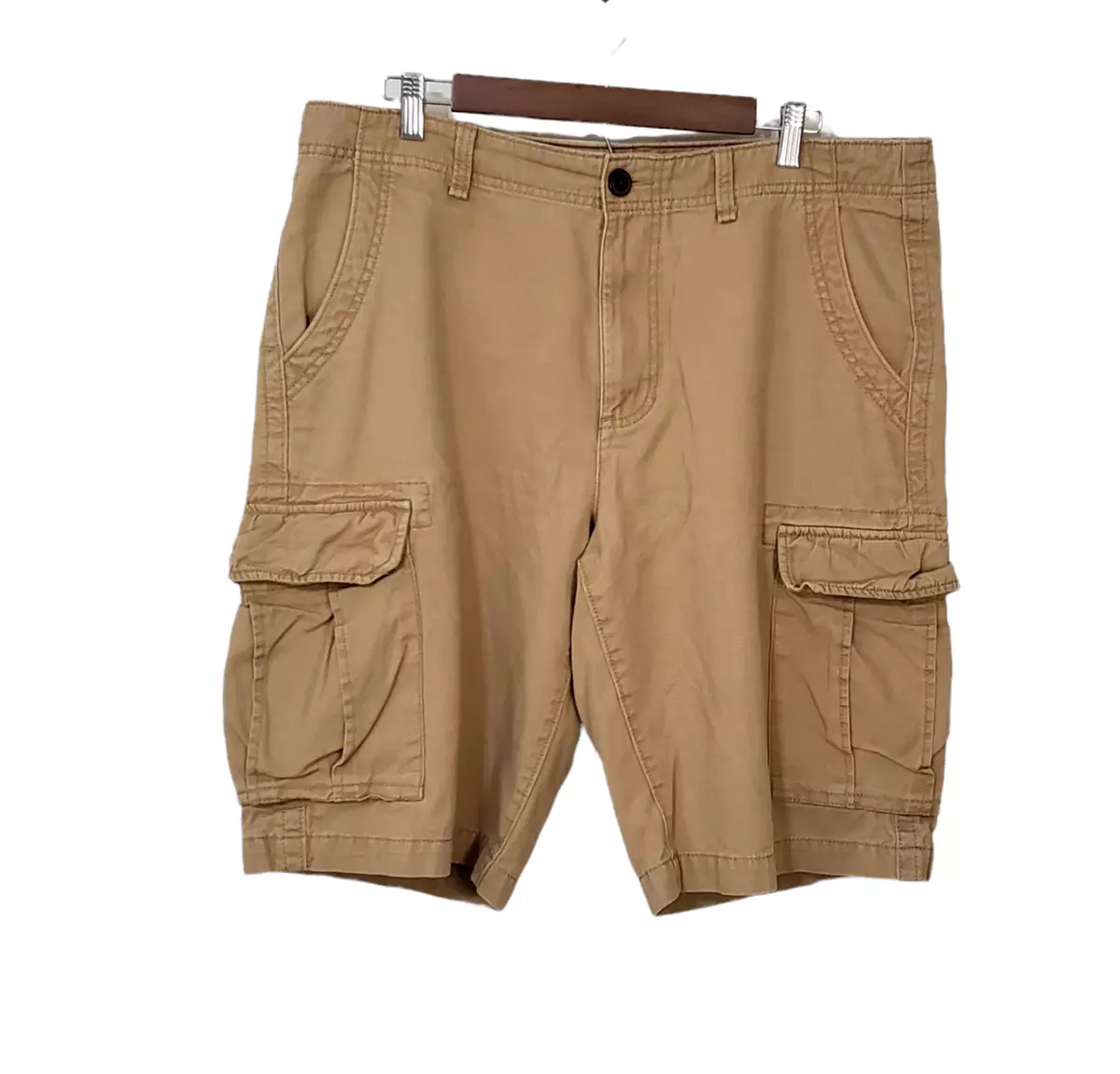 Tan cargo hotsell shorts