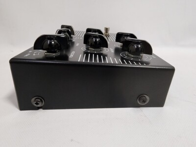 Roger Mayer Voodoo Vibe Tremolo Vibrate Chorus Guitar Effect