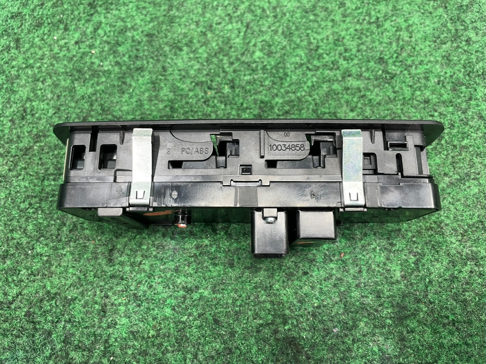 2014-2024 Maserati Ghibli Left Driver Side Front Door Window Master Switch OEM