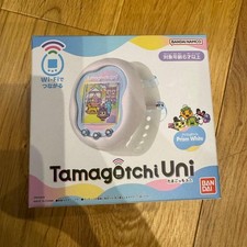BANDAI Tamagotchi Uni Prism White