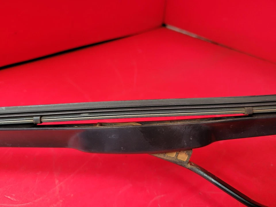 NISSAN MICRA FRONT RIGHT WIPER ARM 2017 5 DOOR - Image 3 of 4