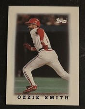 1988 Topps Major League Leaders Mini Ozzie Smith Baseball Card #72 Cardinals HOF