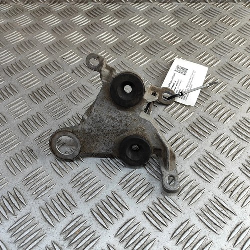 MERCEDES-BENZ E Cabrio A207 ABS Pumpenhalter A2044300110 2.1 Diesel 150kW 2014