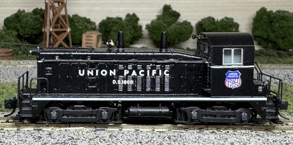 N Scale BLI Union Pacific #1000 Custom Painted & Lettered DCC & Sound N4458 - Image 4 of 4