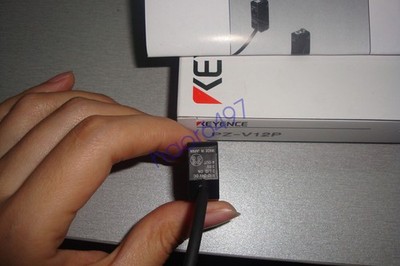 1PC New Keyence PZ-V12P PZV12P Photoelectric Sensor Free Shipping