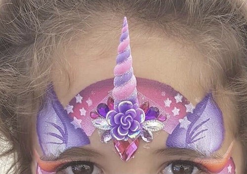 15 Pintura facial Unicornio Bling: Multi, Rojo, Azul, Rosa y más. - Imagen 9 de 19
