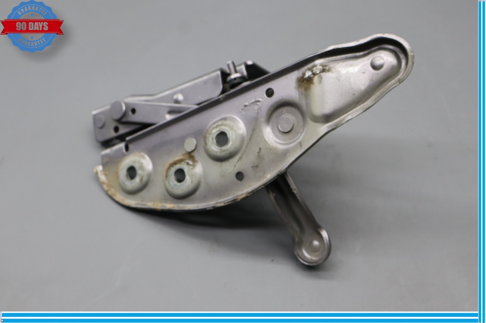 Bentley Continental Flying Spur 2003-2012 Right Engine lid hinge P/N 3W0823302B