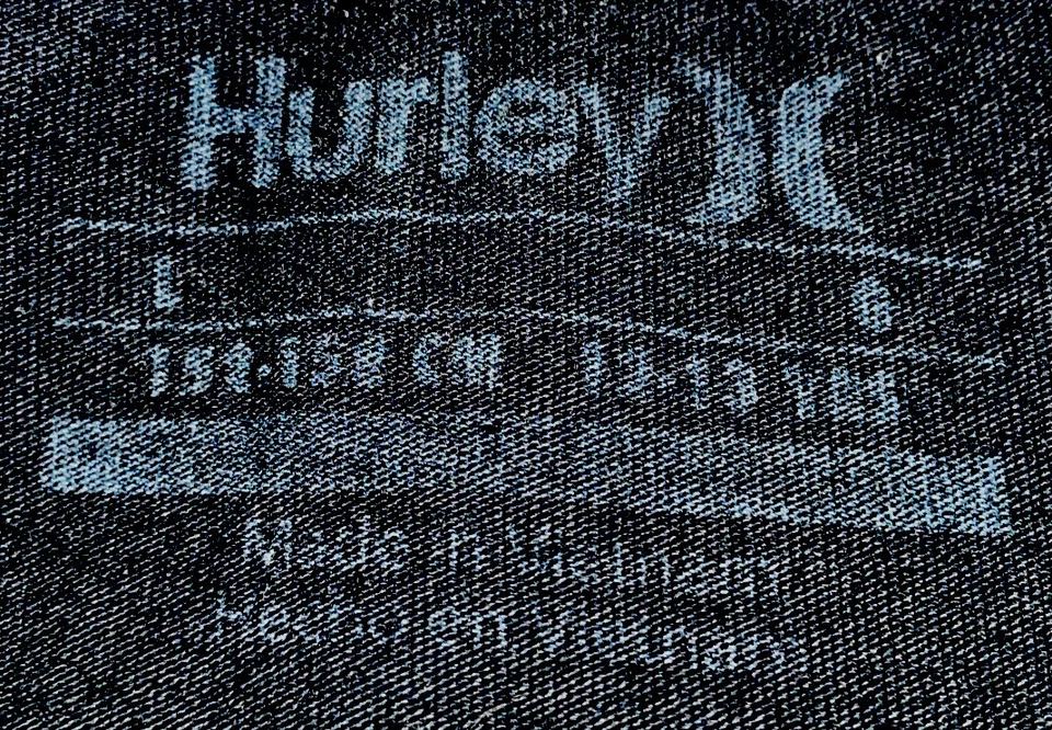 Camiseta Clásica Hurley/Juvenil (L) Negra 100% Algodón/Playa Surf Skate Foto 4 de 4