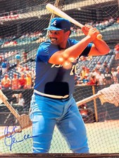 CHRIS CHAMBLISS SIGNED 8 X 10 MLB ATLANTA BRAVES COLOR PHOTO WITH COA