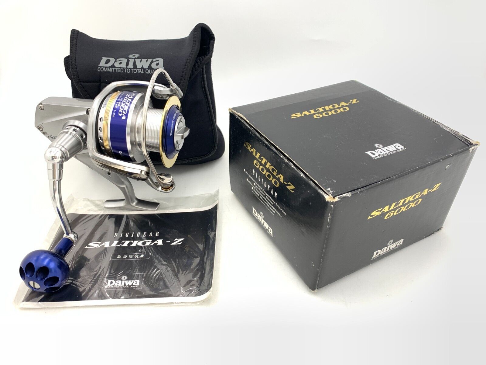 Daiwa SALTIGA Z6000 Spinning Reel Big-game Fishing Saltwater Excellent 2339