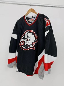 buffalo sabres black jersey