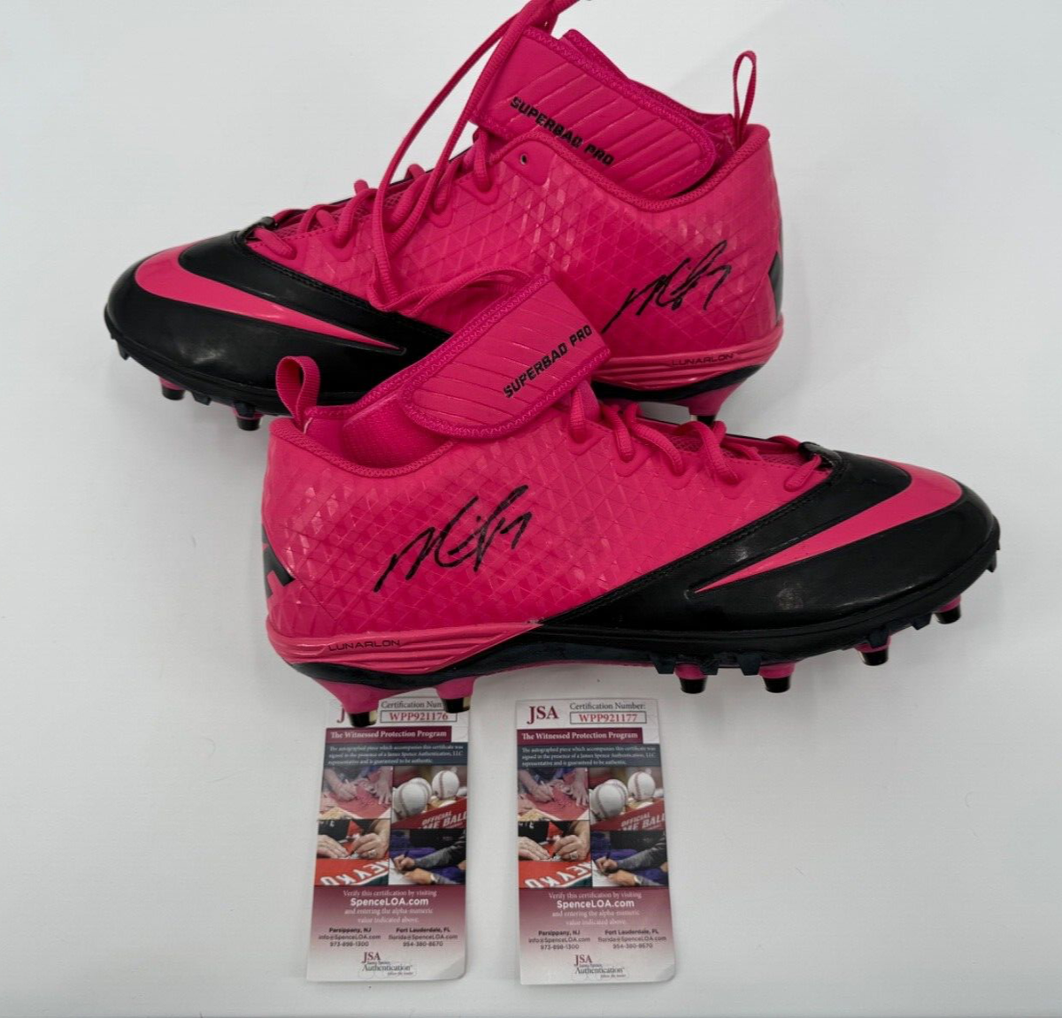 MICHAEL VICK PITTSBURGH STEELERS / FALCONS TEAM ISSUED SIGNED CLEATS JSA COA