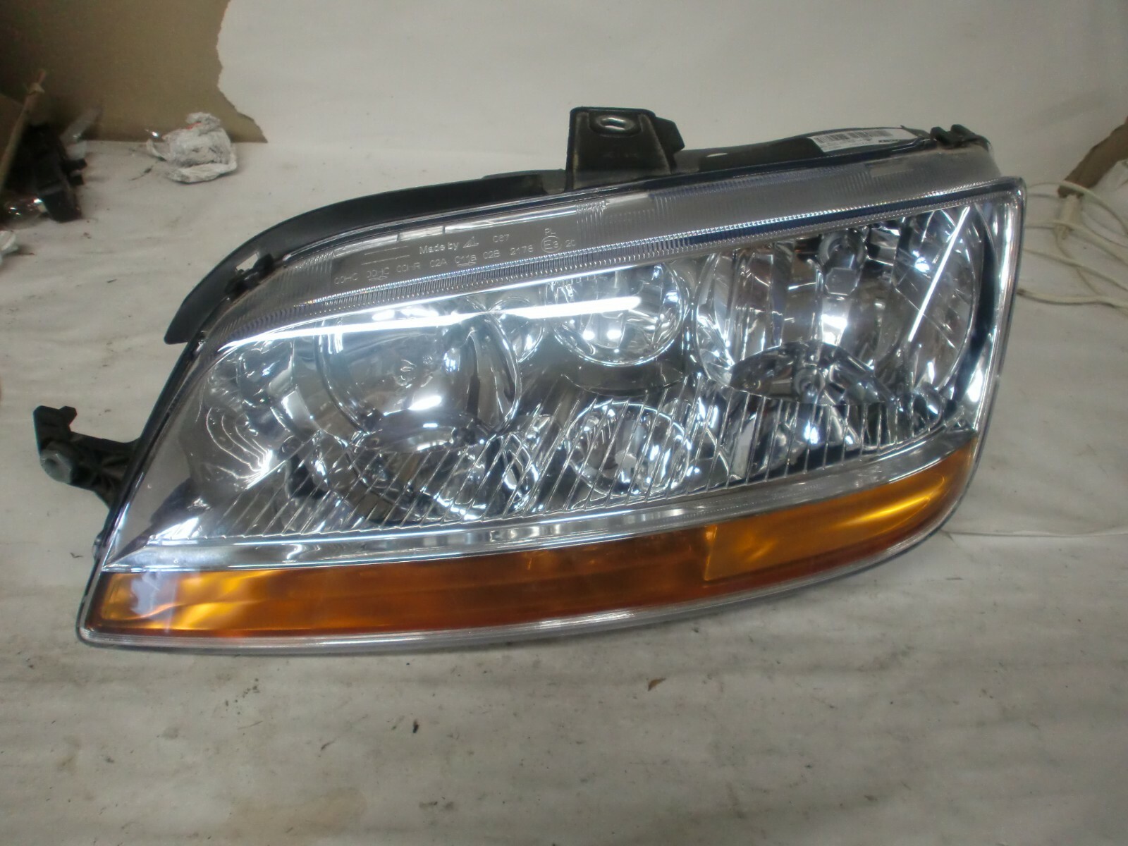 Phare gauche neuf en polycarbonate haute résistance pour Fiat Multipla et Idea 2004-2005