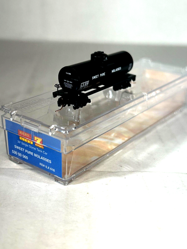 MICRO-TRAINS LINE Z SCALE 39' SINGLE DOME TANK CAR SWEET PURE MOLASSES 53000560 - Picture 3 of 3