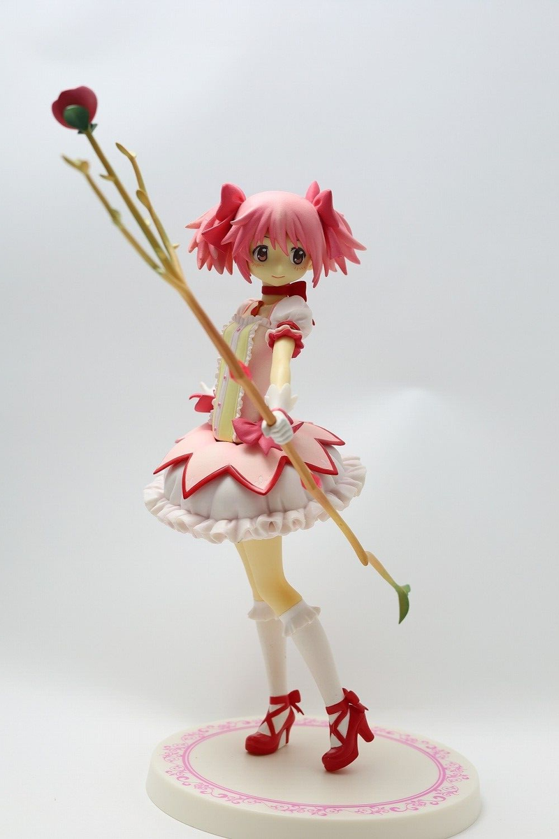 Madoka Kaname/ Bow Figure 