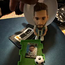 SoccerStarz Lionel Messi Mini Figure Plastic Soccer Sports w/ Card  Accessory