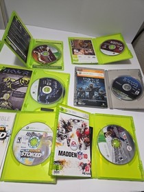 Microsoft Xbox 360 Console Bundle 2 Controllers 17 Games Hard Drive Headset