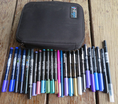 Lot of Calligraphy Pens Bullet & Brush Zig Fudebiyori Tombow Fudenosuke Marvy le