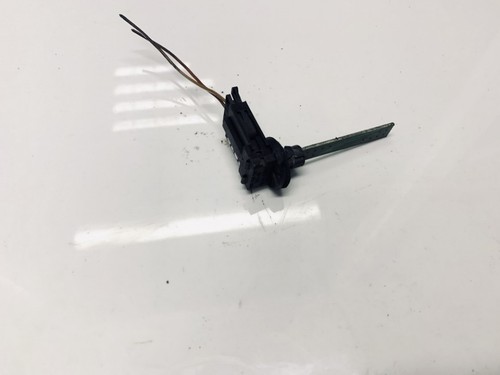 4b0820539 Temperaturfühler Temperatur Fühler  (Innenraumtempera DE1270162-60