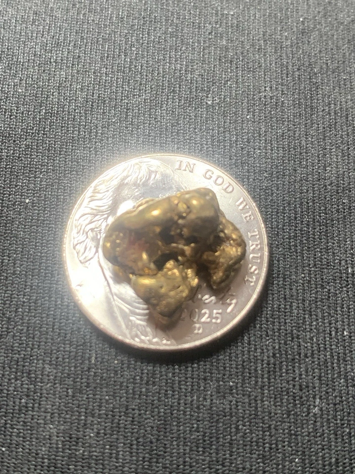Genuine Austrailian large gold nugget clean no visible impurities NICE ! 4.62 g - Image 2 of 4