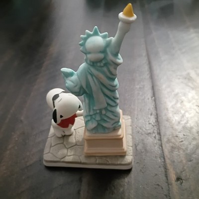 Westland Giftwear Peanuts Collection: Snoopy / Statue of Liberty