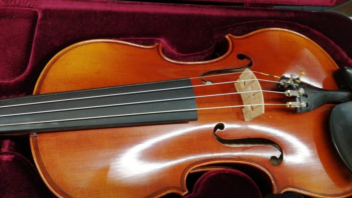 Yamaha V10G Violin 4/4 Used with case certificate from Japan Yamaha V10G Violin 4/4 Used with case certificate from Japan