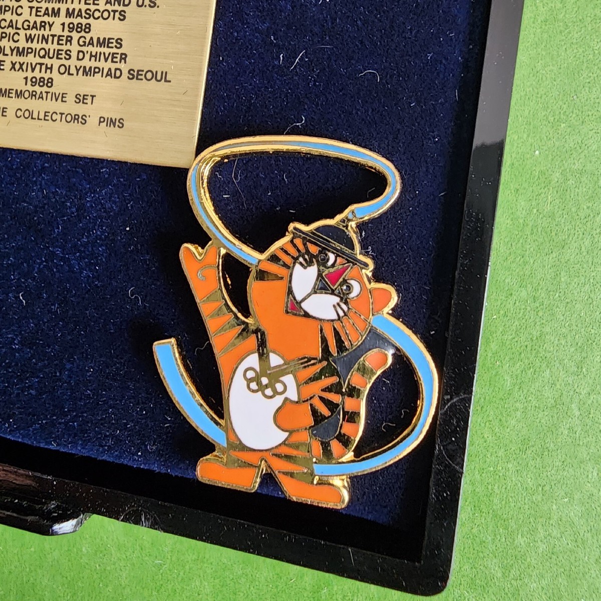 Pin JO Séoul 1988 – émail Doré, USA Olympic Games