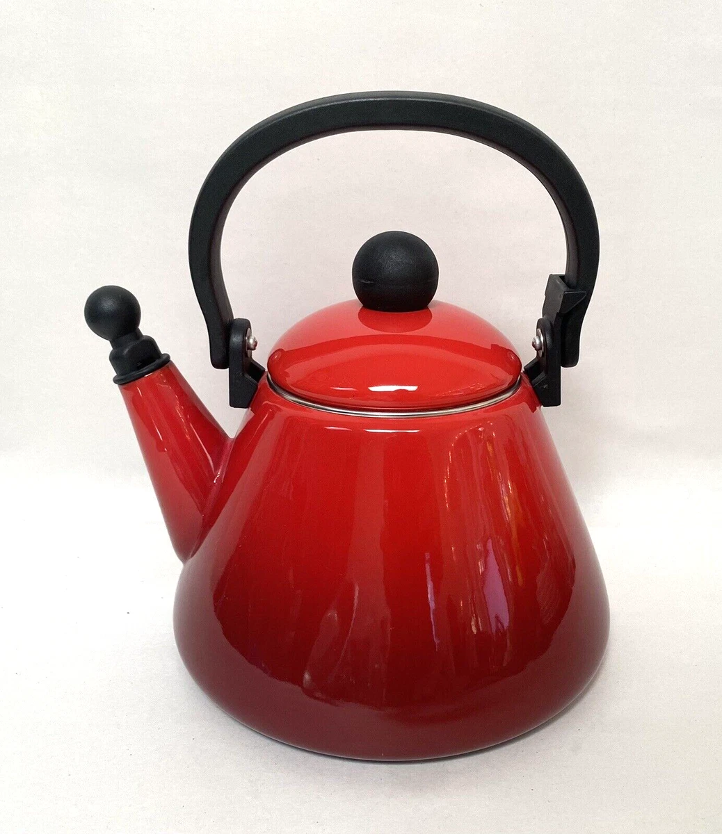 Le Creuset 1.7-Quart Stainless Steel Whistling Tea Kettle - Cerise