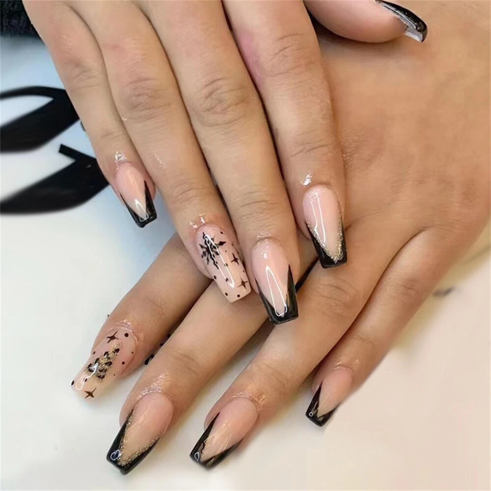 Snowflakes Black Christmas False Nail Coffin Press on Nails for Nail Art 24pcs