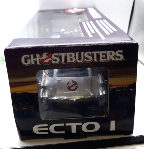 ERTL Joyride Ghostbusters ECTO 1 with Slimer 1:21 Scale Diecast Car 2004 - Picture 9 of 10