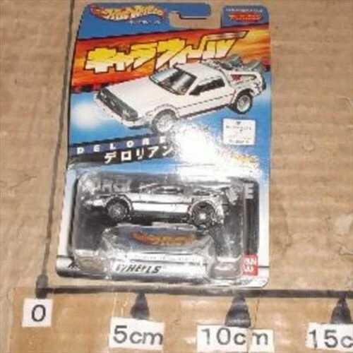 Articoli di modellismo statico Hot Wheels DeLorean