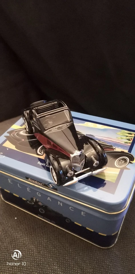 Bugatti Atalante 1939 - Solido - In scatola di metallo - 1:43 - Art.4702 - Immagine 3 di 4