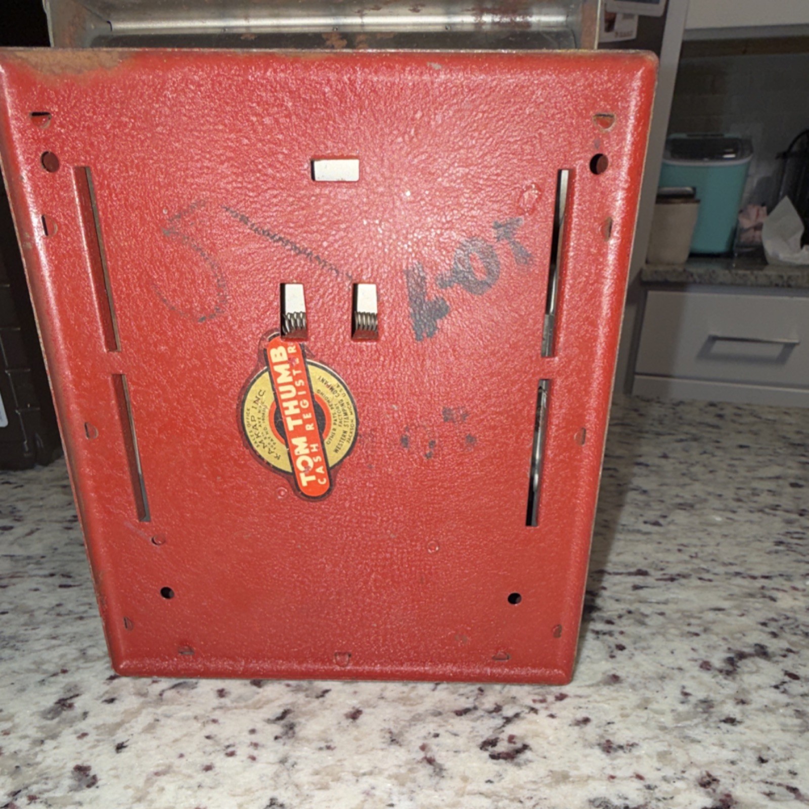 как выглядит Tom Thumb Vintage Red Toy Cash Register with Multiple Buttons Original фото