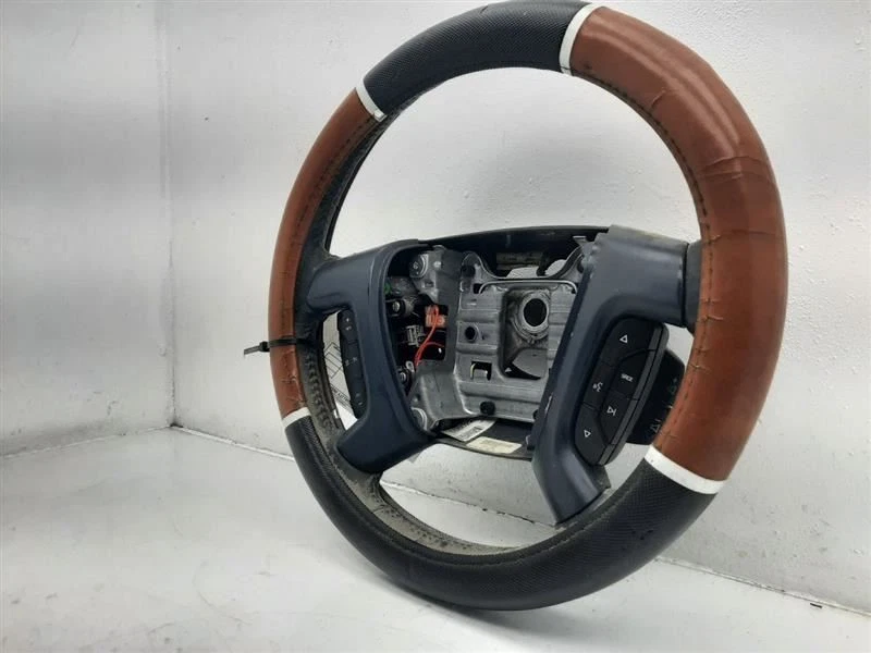 Volante Saturn Outlook 2007 2008 2010 con controles Foto 3 de 4