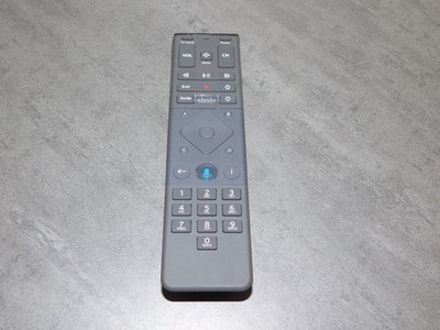 XR15 V2 UQ Wedge Gray Voice Remote Control X1 Comcast Xfinity - OEM - Works