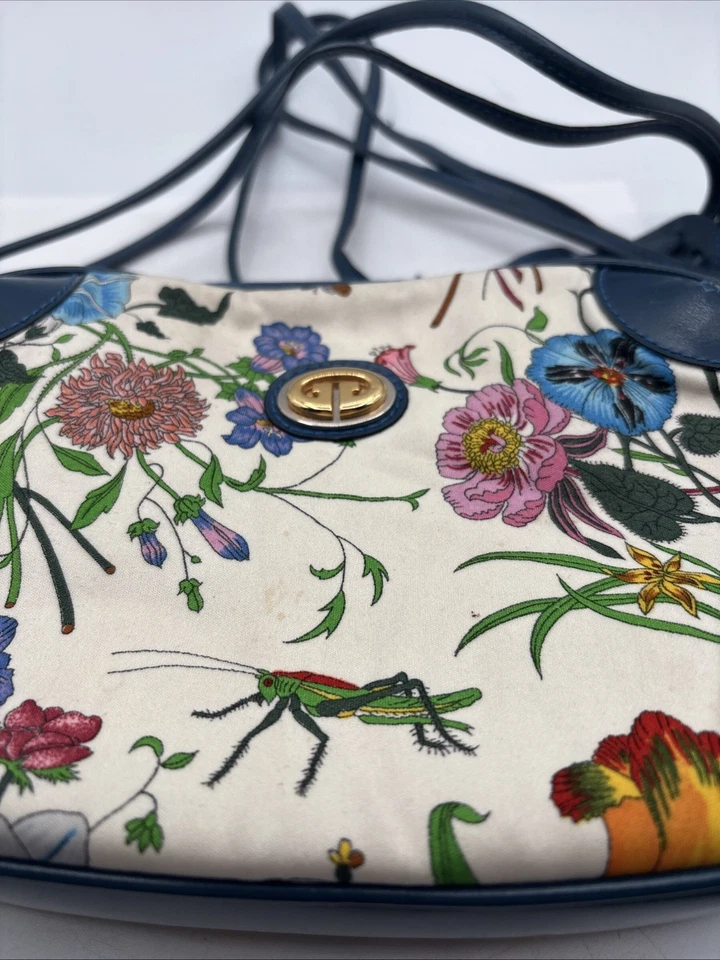 Cartera Bandolera Pequeña de Cuero Floral GUCCI VINTAGE Años 80 con Bolsa, Caja, Etiquetas, Bolso Foto 3 de 4